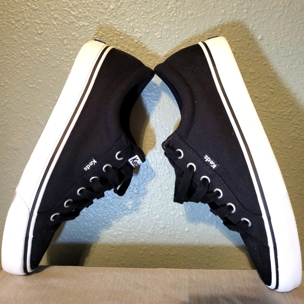 Black Keds Womens Size 8